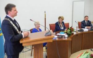 I Sesja Rady Powiatu Bieruńsko-Lędzińskiego VII kadencji (5)